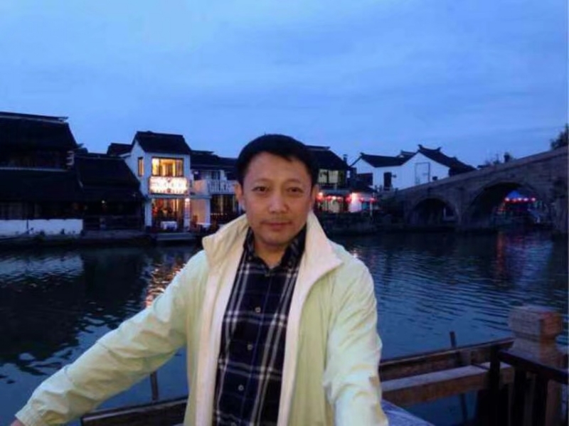 巧克力绅士的第六张照片--澳门认干亲服务网