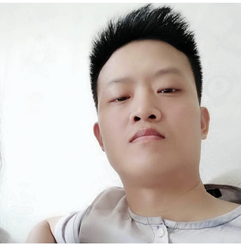 帅不帅由你决定的第一张照片--澳门认干亲服务网