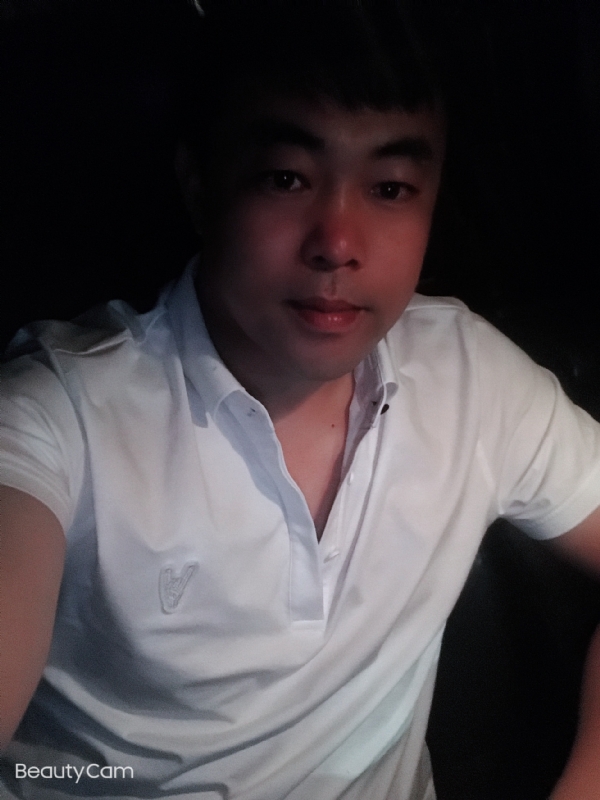 张苹果的第一张照片--澳门认干亲服务网