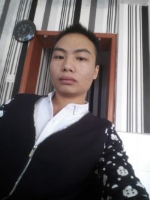 阿龙的第二张照片--澳门认干亲服务网