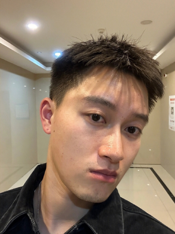 月光之下的第一张照片--澳门认干亲服务网